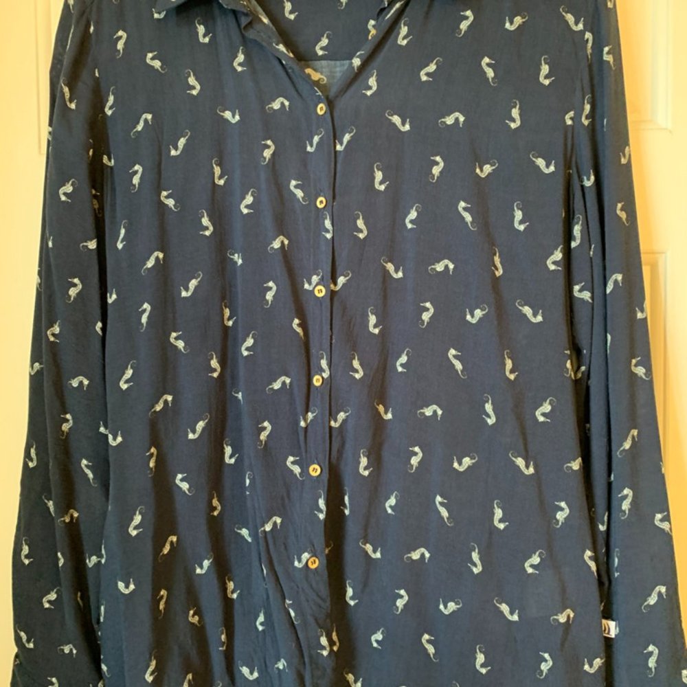 Navy blue light weight long sleeved blouse